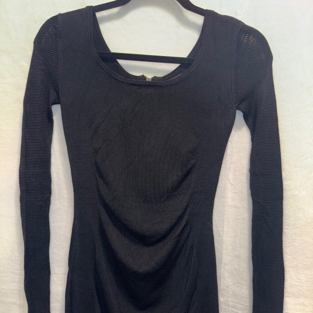 Express long sleeved knit black dress size XS. EXCELLENT condition